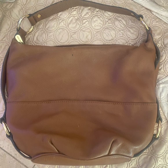 Michael Kors tan purse 👜 - Picture 2 of 4